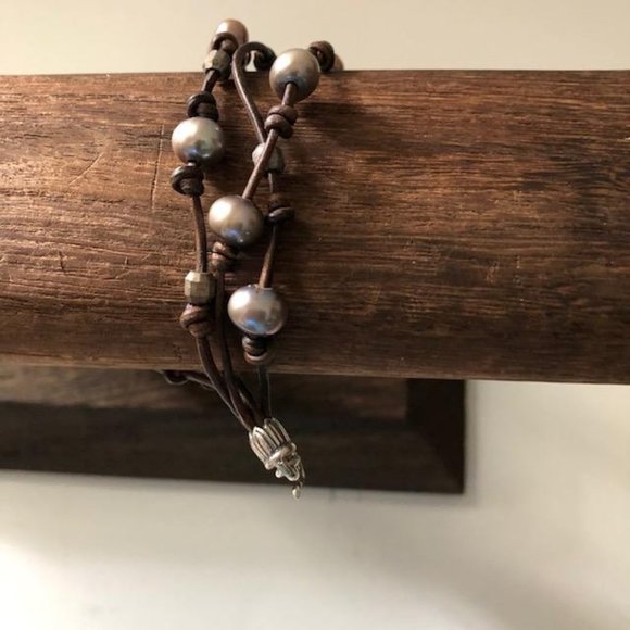 CHAN LUU PEACOCK GREY PEARL MULTI STRAND BRACELET, BS-5178, New - Picture 4 of 4